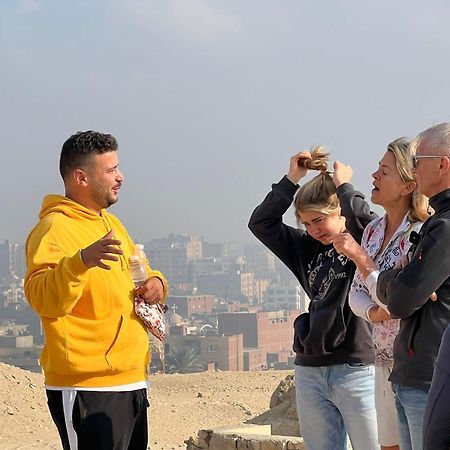 Bedouin Pyramids View Hotel Kafrat al Jabal Bagian luar foto