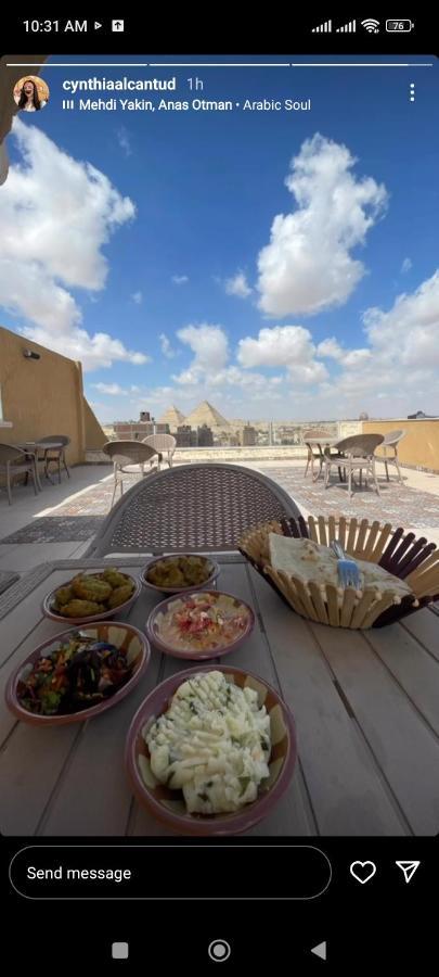 Bedouin Pyramids View Hotel Kafrat al Jabal Bagian luar foto